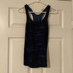 Size 4 Lululemon tank
